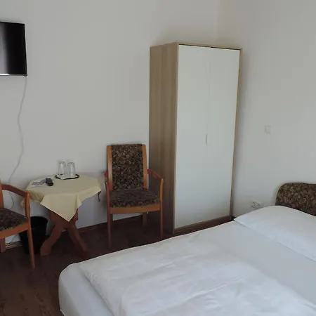Am Eschenbach Guest house